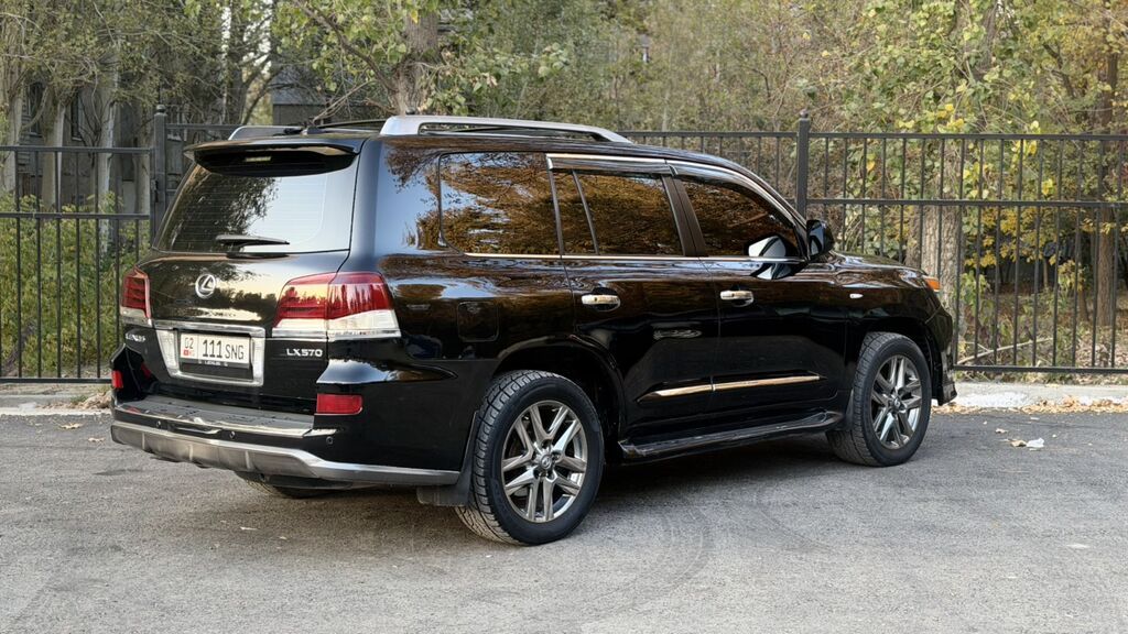 Lexus LX: 2010 г., 5.7 л, Автомат, Газ, Внедорожник: фото 6