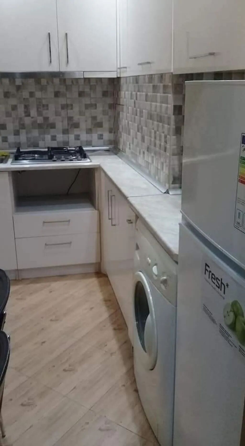 18 kv. m, 1 otaqlı, Qaz, İşıq, Su