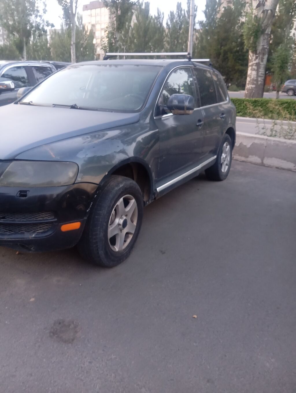 Volkswagen Touareg: 2003 г., 3.2 л, Автомат, Газ, Внедорожник: фото 1