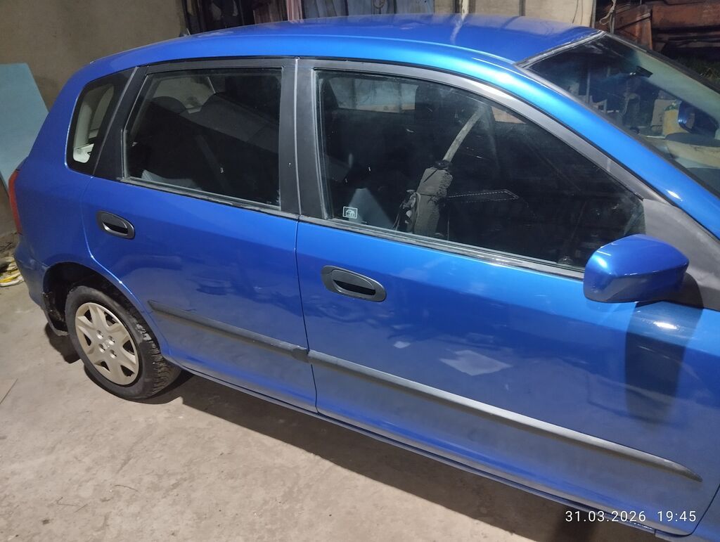 Honda Civic: 2003 г., 1.6 л, Механика, Бензин, Хэтчбэк: фото 1