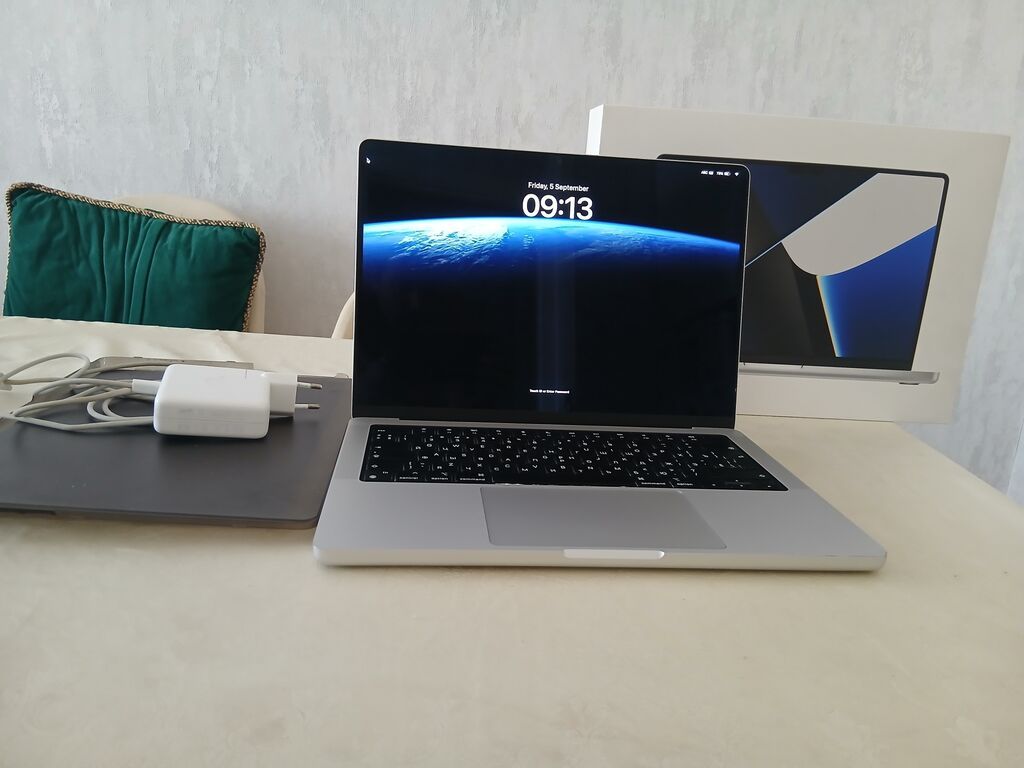İşlənmiş Apple MacBook, 14 ", Apple M1 Pro, 512 GB, Ünvandan götürmə