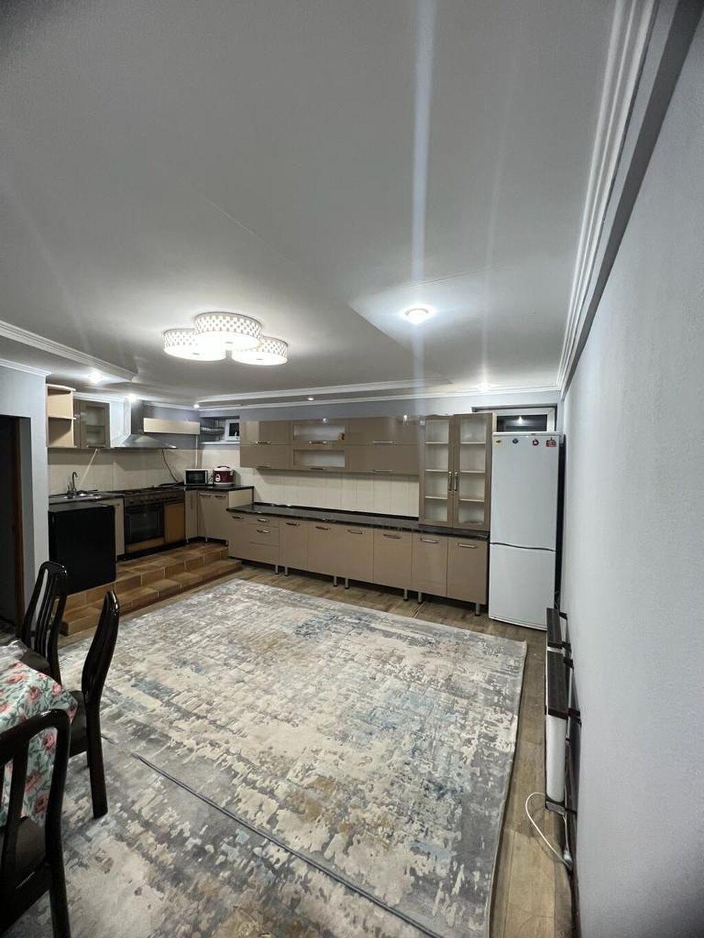 210 м², 10 комнат, Семейным: фото 6
