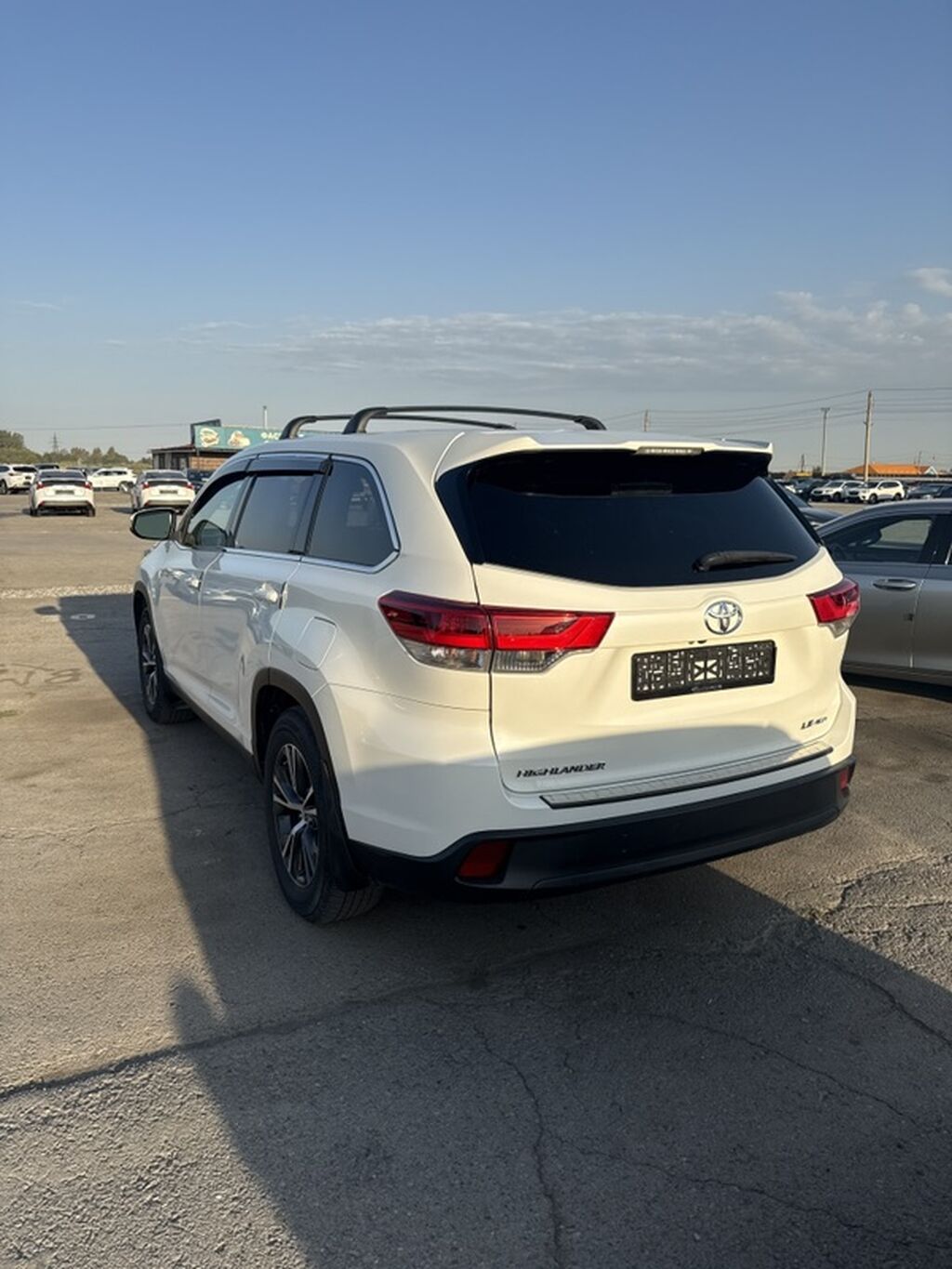 Toyota Highlander: 2019 г., 3.5 л, Автомат, Бензин, Кроссовер: фото 2