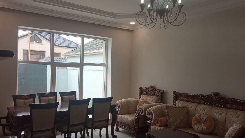 3 otaqlı, 110 kv. m, Kredit yoxdur, Yeni təmirli