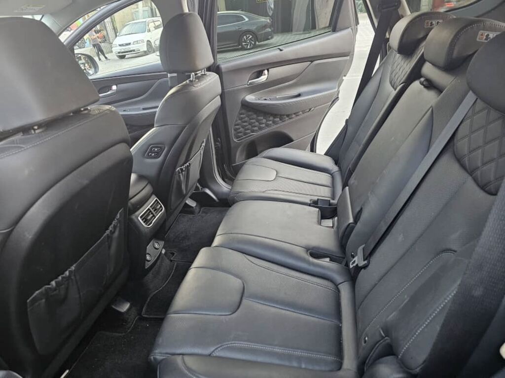 Hyundai Santa Fe: 2022 г., 2.2 л, Робот, Дизель, Кроссовер: фото 8