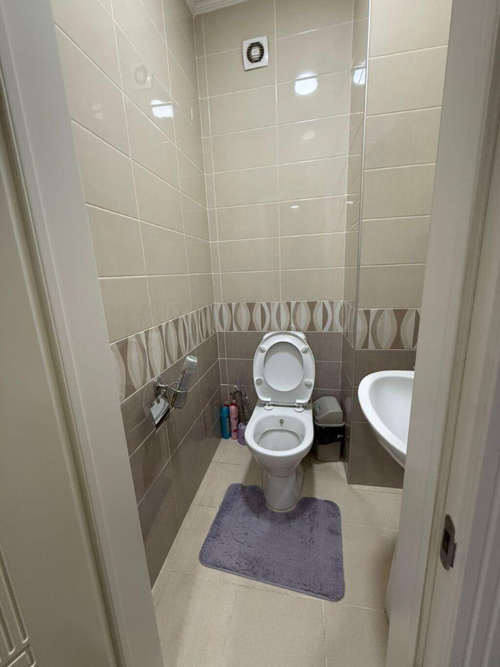 2 комнаты, 70 м², Джал мкр (в т.ч. Верхний, Нижний, Средний) Элитка, 13 этаж, Евроремонт: фото 3