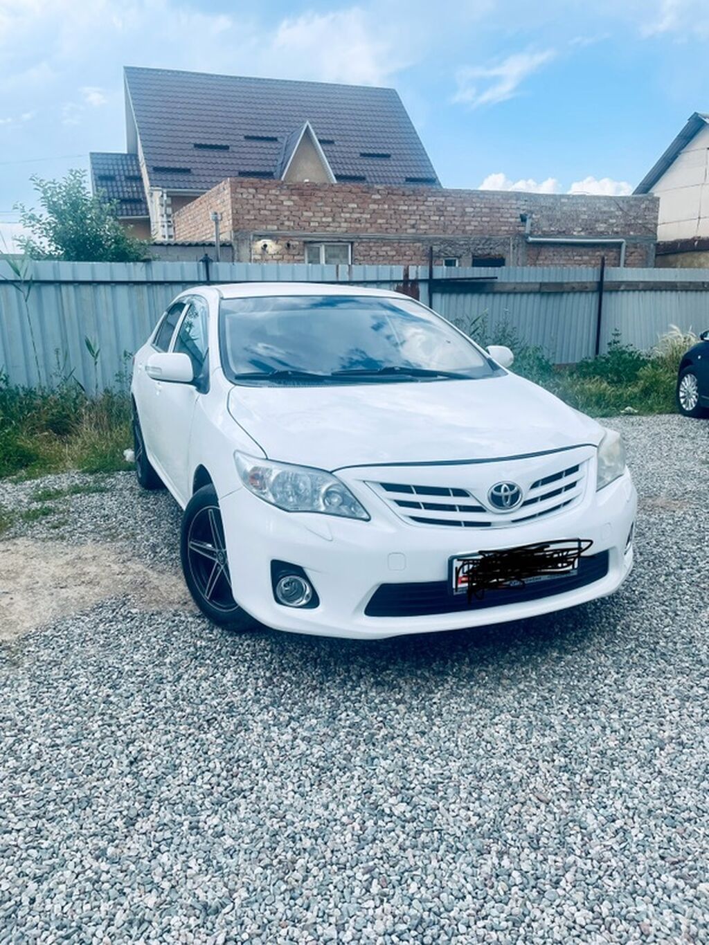 Toyota Corolla: 2010 г., 1.6 л, Автомат, Бензин, Седан: фото 1