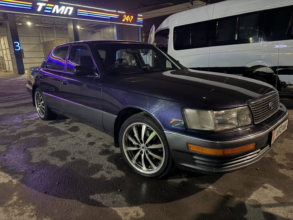 Toyota Celsior: 1993 г., 4 л, Автомат, Седан: фото 5