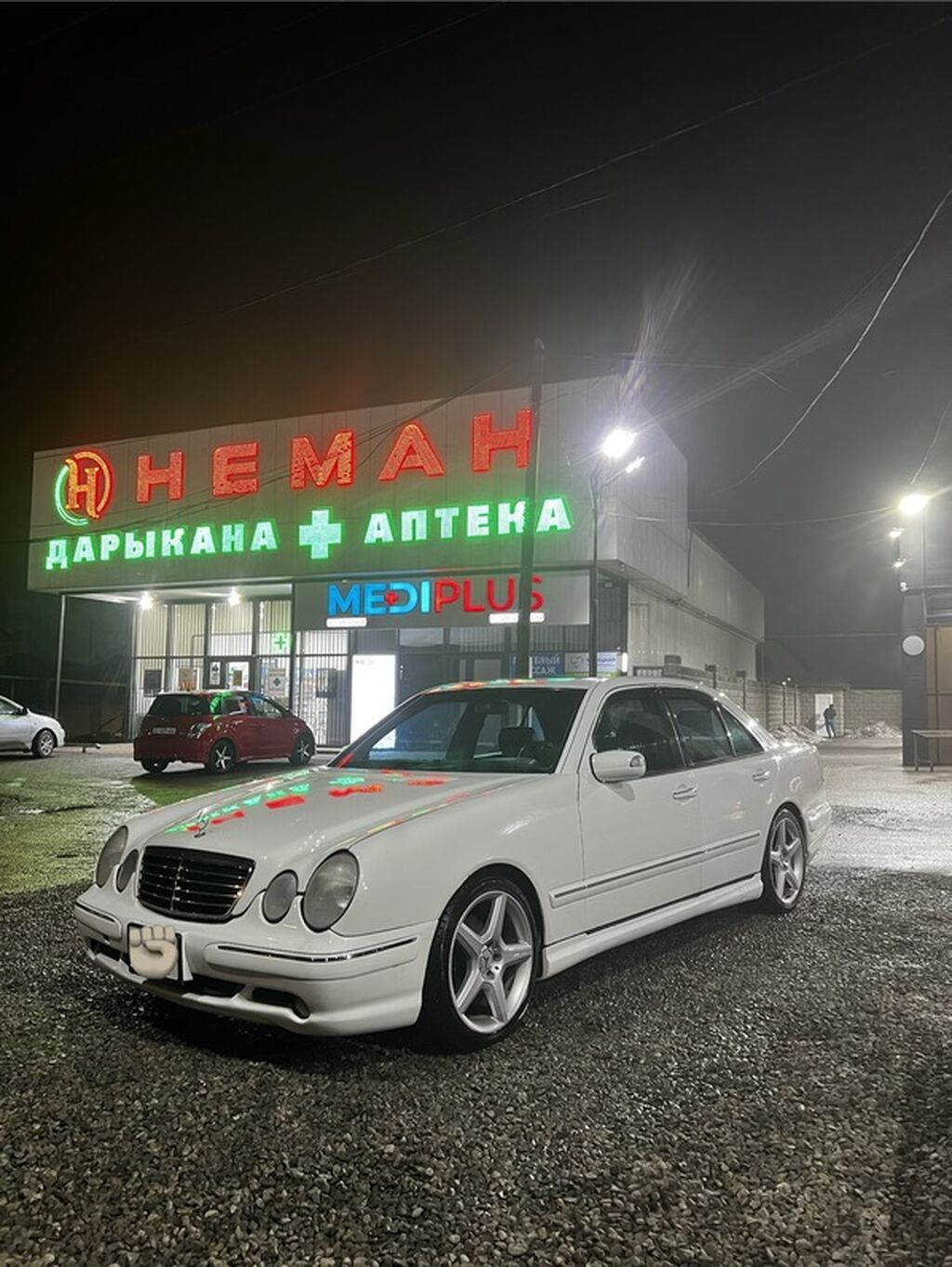 Mercedes-Benz E-Class: 1999 г., 3.2 л, Автомат, Бензин, Седан: фото 2