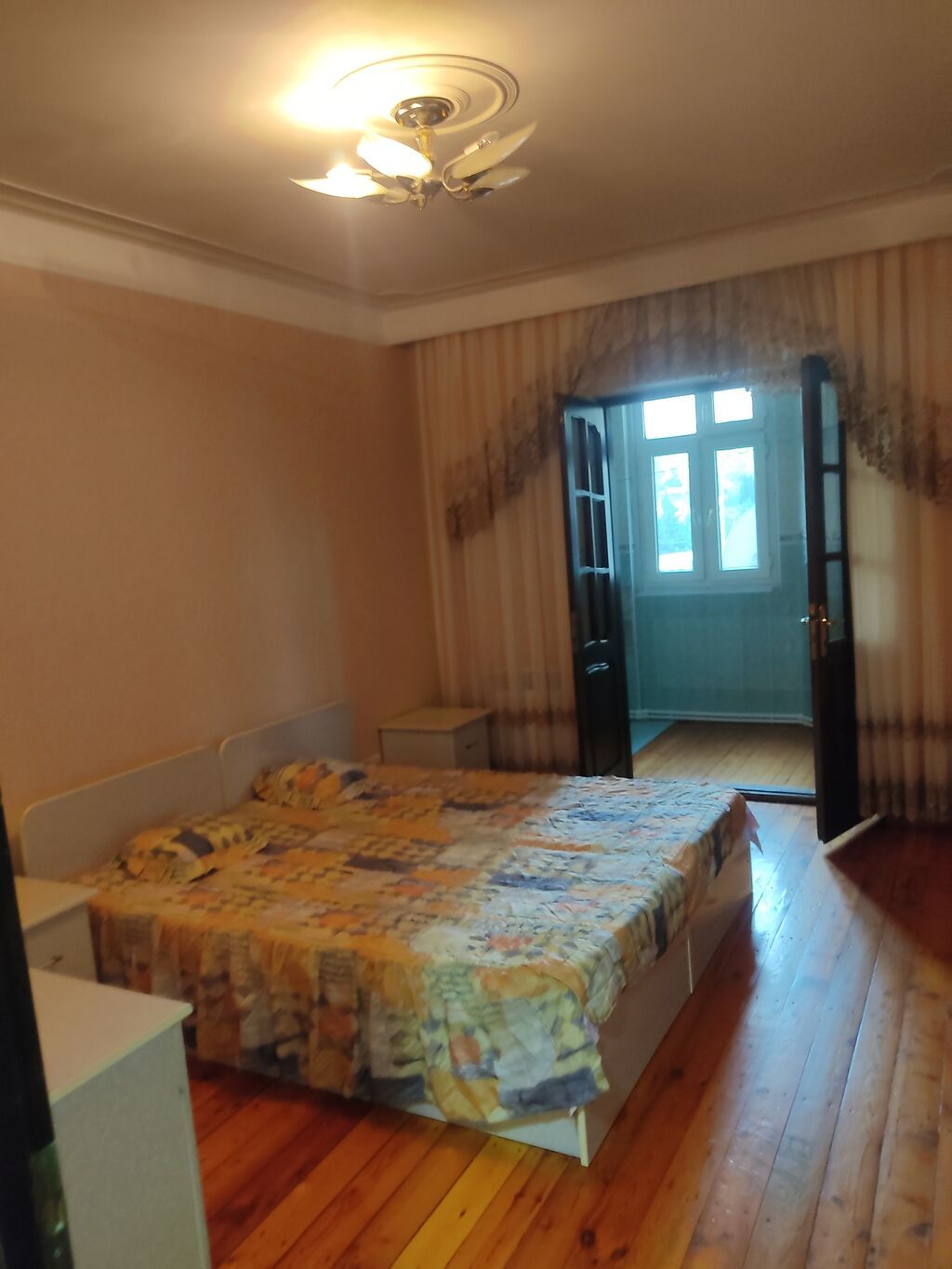 Kohne tikili binada 9/3 2 otaql menzil kirayye verilir uzun