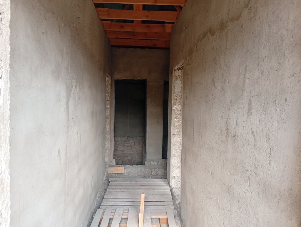 3 otaqlı, 96 kv. m, Kredit yoxdur, Orta təmir