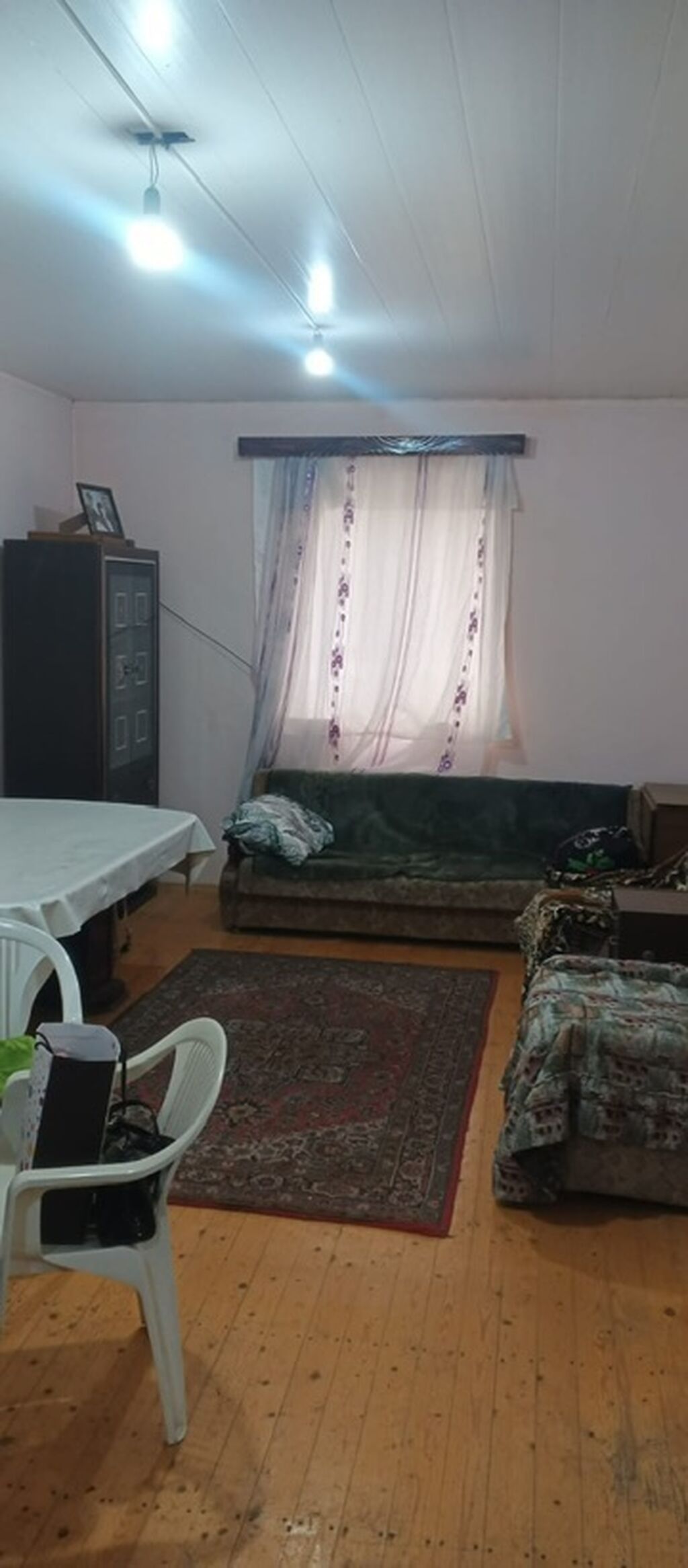 Kürdəxanı qəs. 5 otaqlı, 200 kv. m, Orta təmir