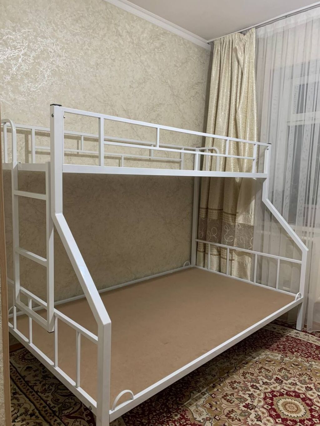 Кровать двухъярусный Продаю кровати Мебель на: 16000 KGS Кровати ...