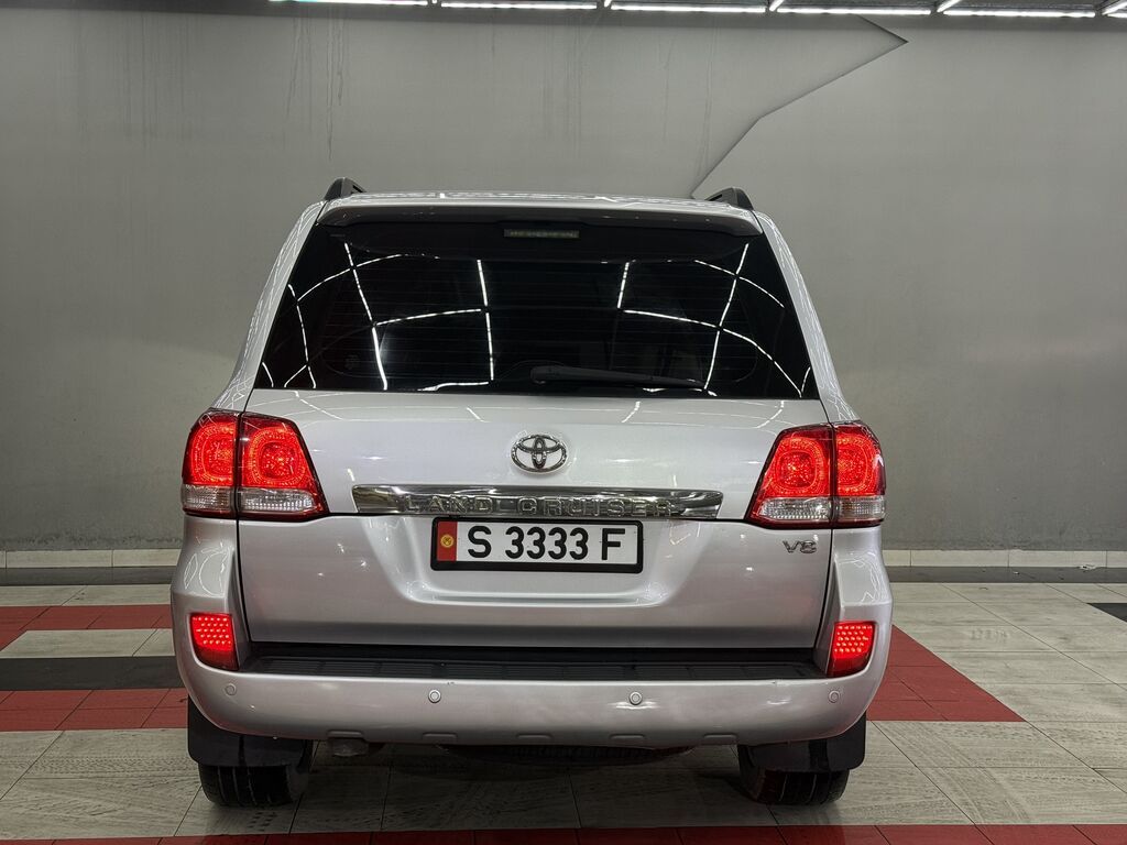 Toyota Land Cruiser: 2009 г., 4.6 л, Автомат, Дизель, Внедорожник: фото 7