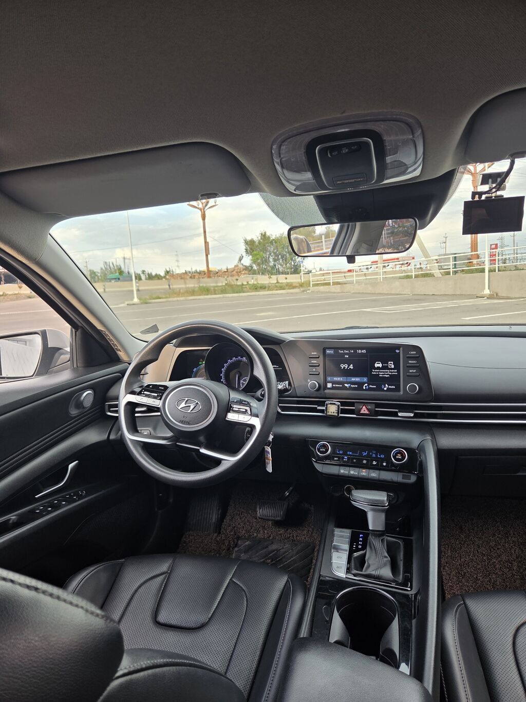 Hyundai Avante: 2022 г., 1.6 л, Робот, Гибрид, Седан: фото 7