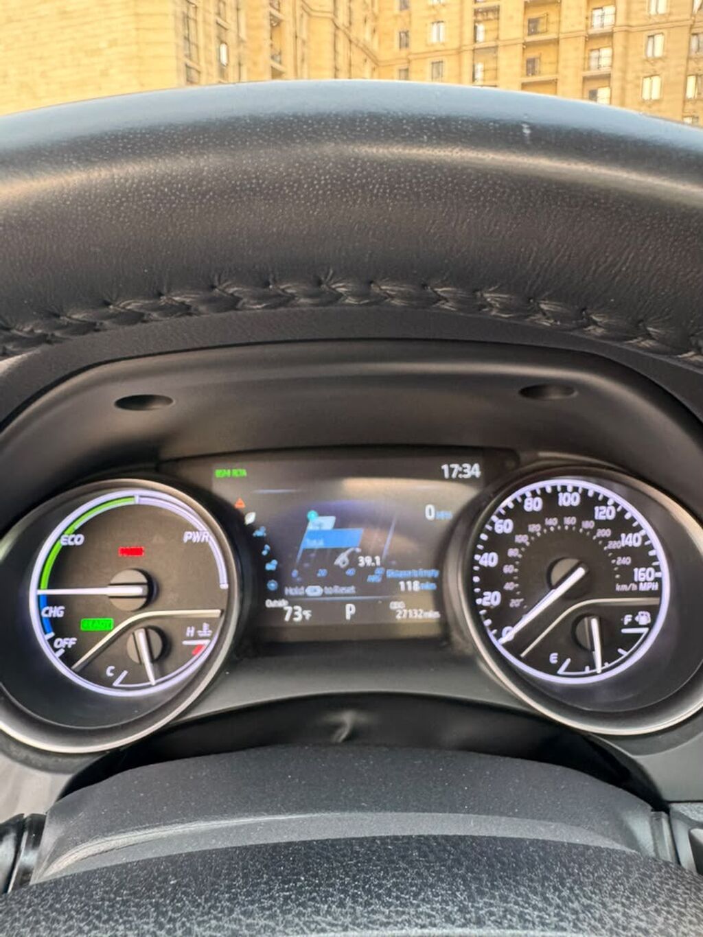Toyota Camry: 2021 г., 2.5 л, Вариатор, Гибрид, Седан: фото 4