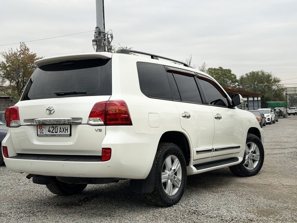 Toyota Land Cruiser: 2013 г., Газ: фото 3