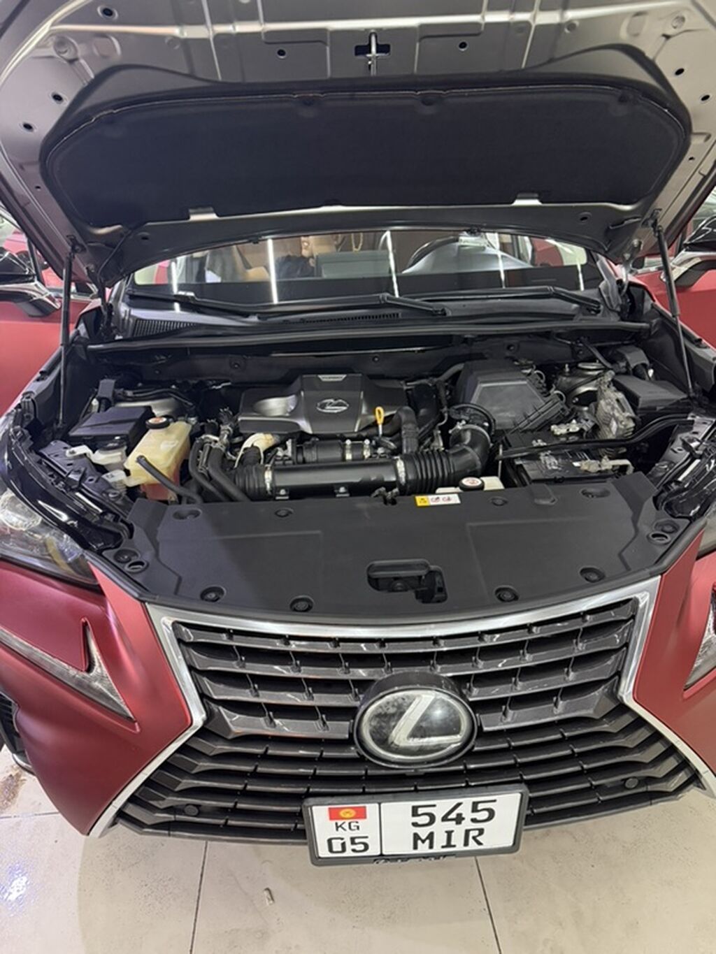 Lexus NX: 2018 г., 2 л, Автомат, Бензин, Кроссовер: фото 5
