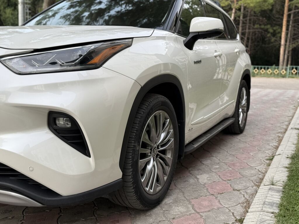 Toyota Highlander: 2020 г., Гибрид, Кроссовер: фото 2