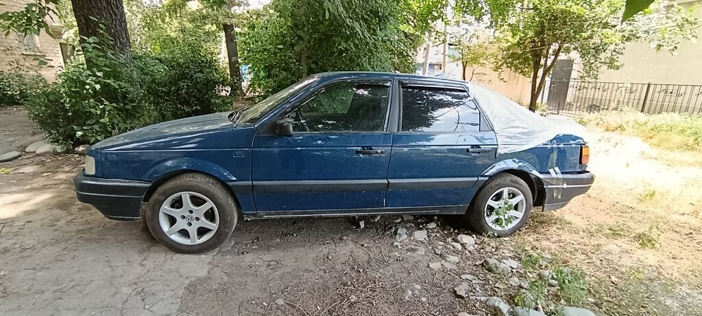 Volkswagen Passat: 1989 г., 1.8 л — фото 5