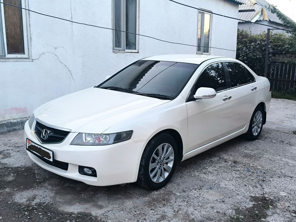 Honda Accord: 2004 г., 2 л, Автомат, Бензин, Седан: фото 3
