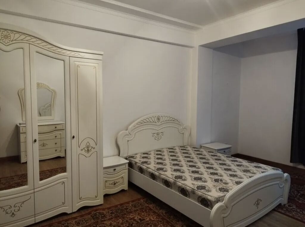 Сдаётся 2-комнатная квартира 100м2 в центре города(Токогула-Шопокова): фото 6
