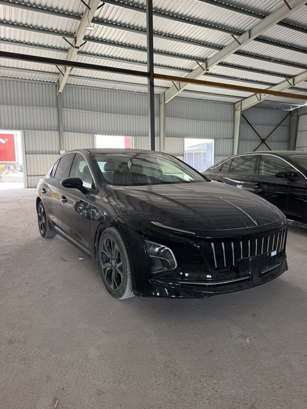 Hongqi E-QM5 (электромобиль) Год 2021 (ноябрь) Свежепригнанные: фото 2