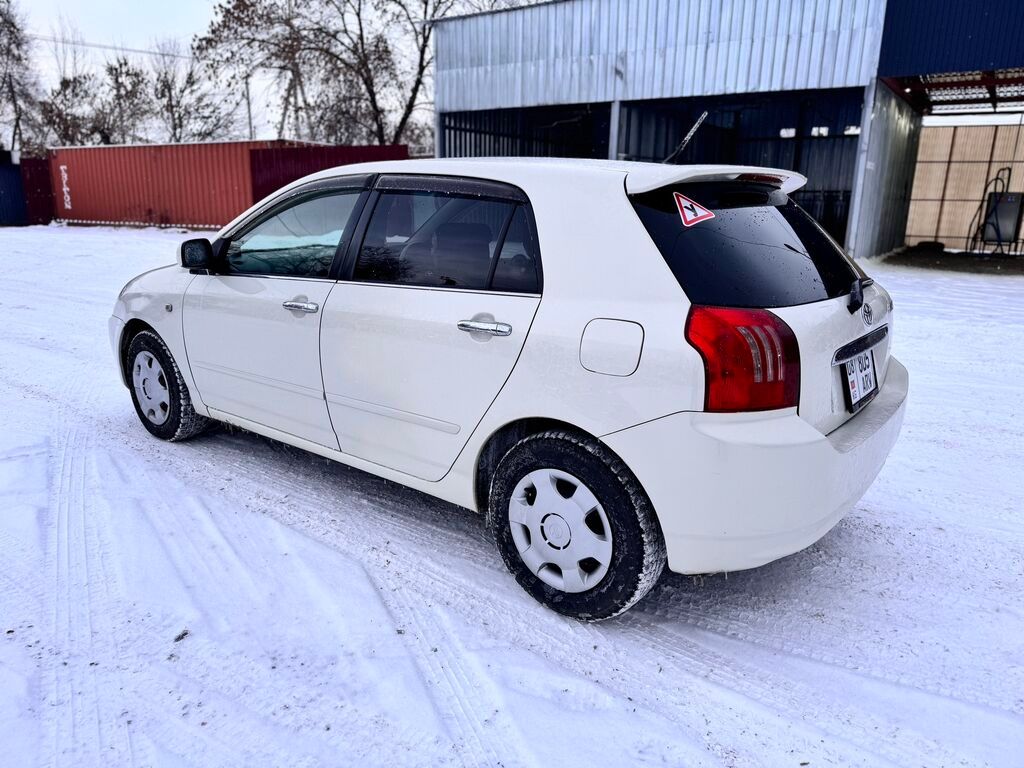 Toyota Allex: 2003 г., 1.5 л, Автомат, Бензин, Хэтчбэк: фото 4