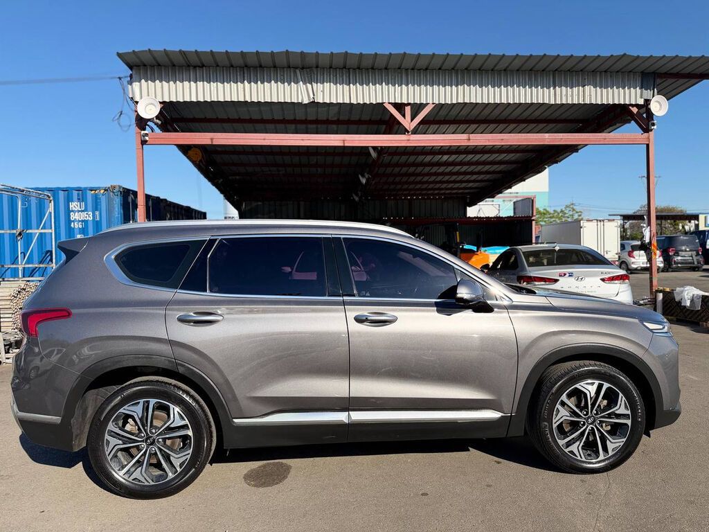 Hyundai Santa Fe: 2019 г., 2 л, Автомат, Дизель, Кроссовер: фото 3