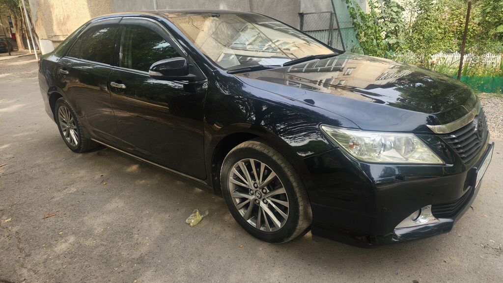 Toyota Camry: 2014 г., 2.5 л, Автомат, Бензин, Седан: фото 3