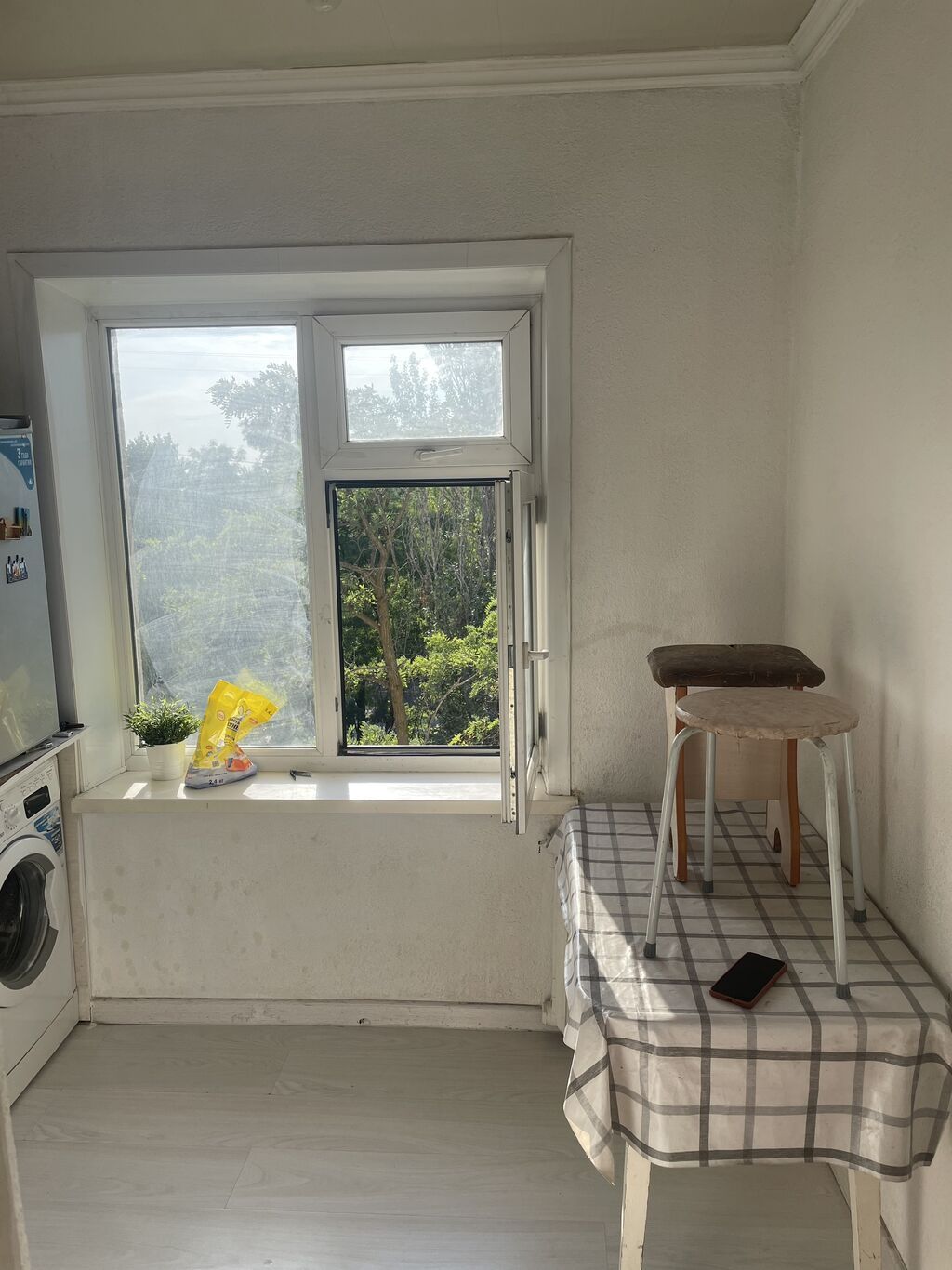 1 комната, 35 м², 8 мкр Индивидуалка, 5 этаж, Старый ремонт: фото 3