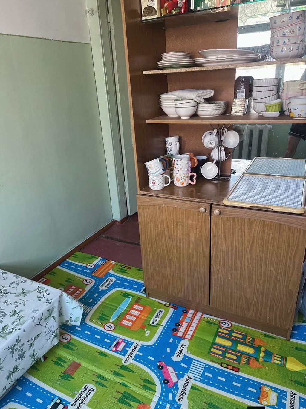 3 комнаты, 58 м², 3 мкр 104 серия, 2 этаж, Старый ремонт: фото 4