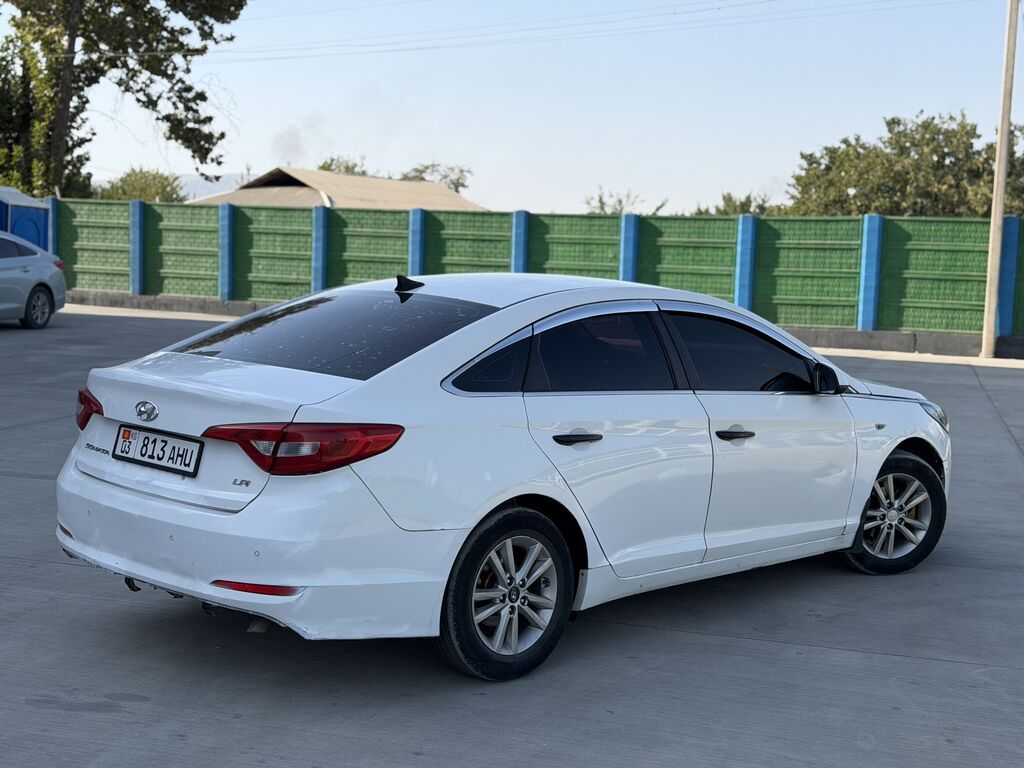 Hyundai Sonata: 2017 г., 2 л, Автомат, Газ, Седан: фото 4