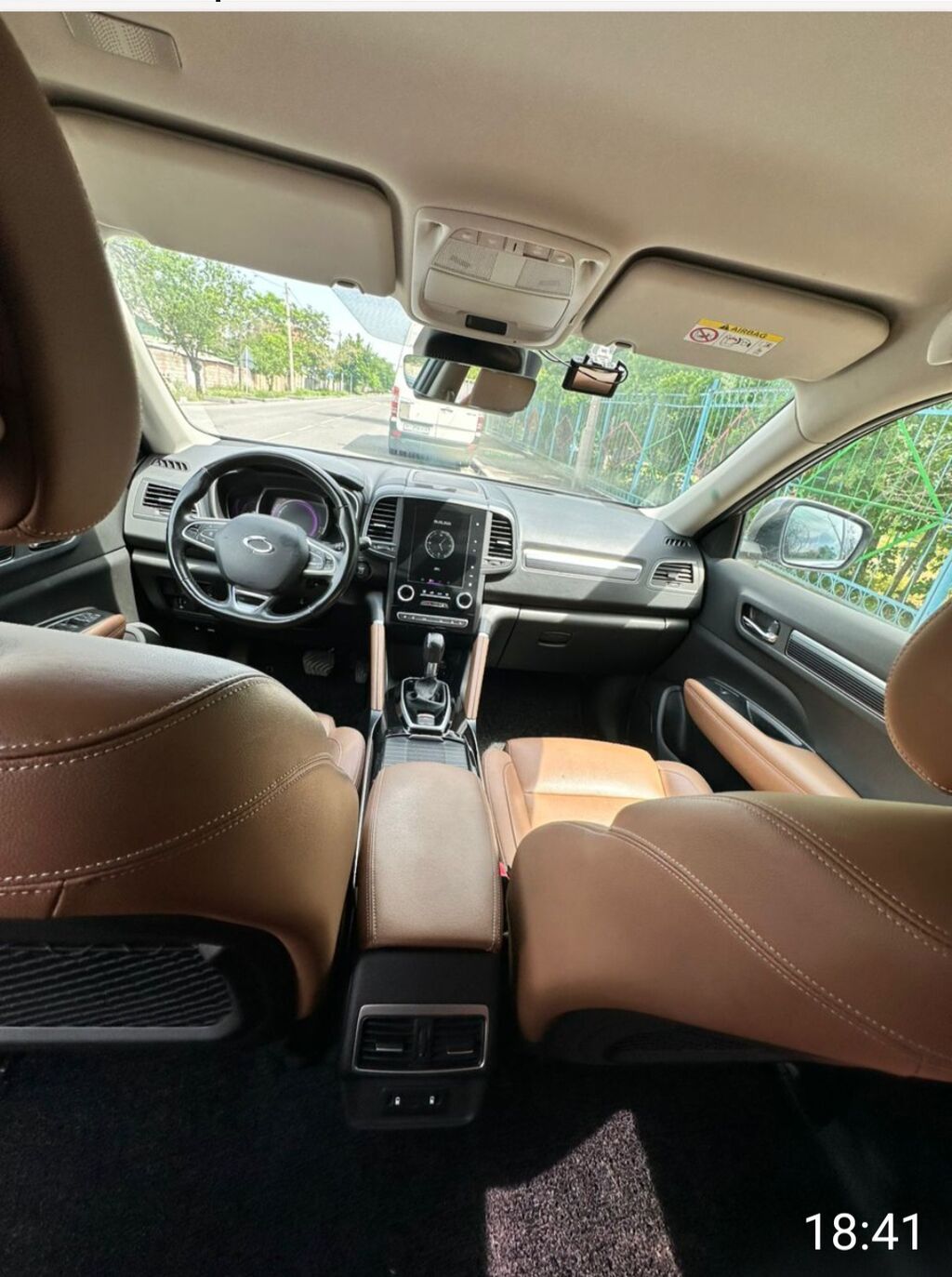 Renault QM6: 2022 г., 0.2 л, Автомат, Газ, Кроссовер: фото 3