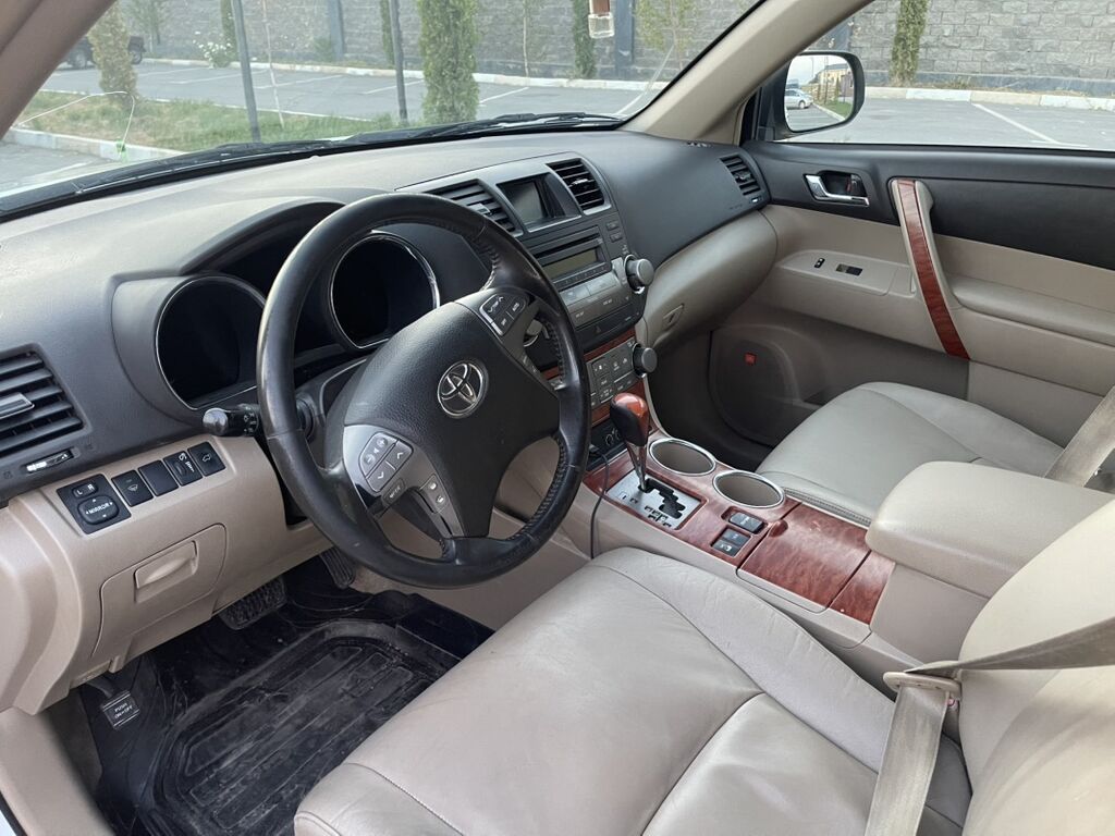Toyota Highlander: 2010 г., Автомат, Бензин, Кроссовер: фото 5