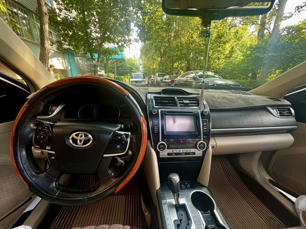 Toyota Camry: 2012 г., 2.5 л, Вариатор, Гибрид, Седан: фото 7