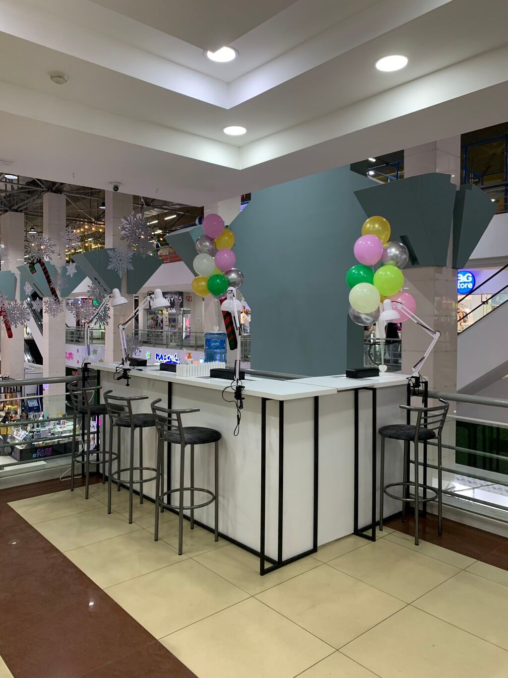 Сдаю готовый нейл бар в торговом | 30000 KGS | Офисы Бишкек ᐈ lalafo.kg ...