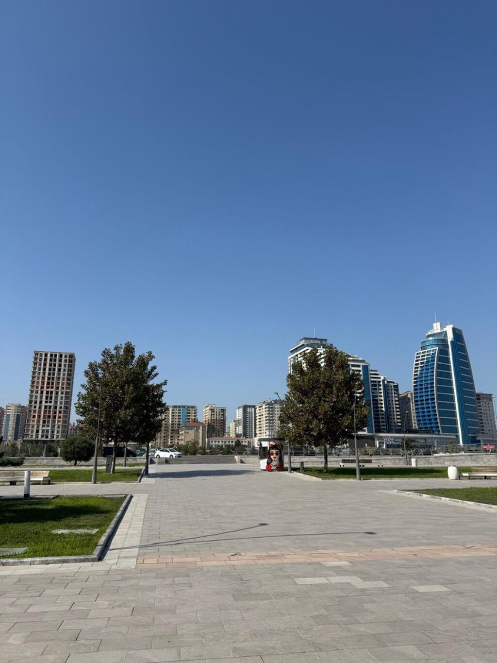 Ağ Şəhər Bulvarı, Boulevard Tower-də 3 otaqlı kirayə mənzil Ünvan