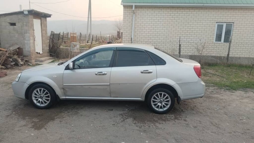 Chevrolet Lacetti: 2006 г., 1.6 л, Автомат, Бензин, Седан: фото 2