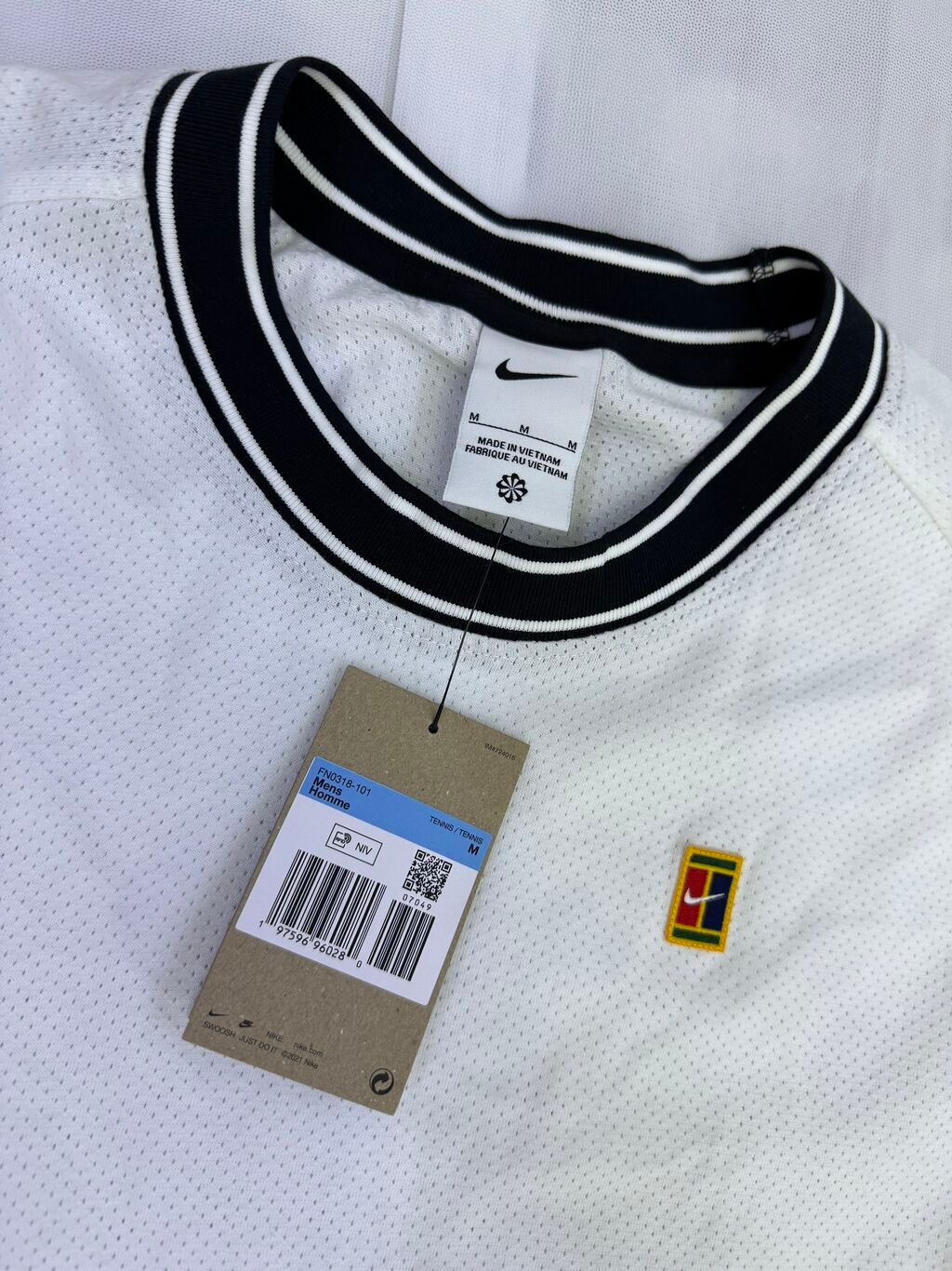 Мужская футболка, M, Nike, Новый, цвет - Белый, Самовывоз: фото 2