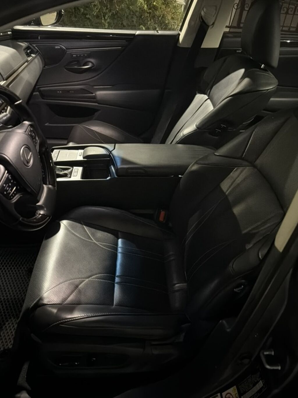 Lexus ES: 2019 г., 2.5 л, Вариатор, Гибрид, Седан: фото 6