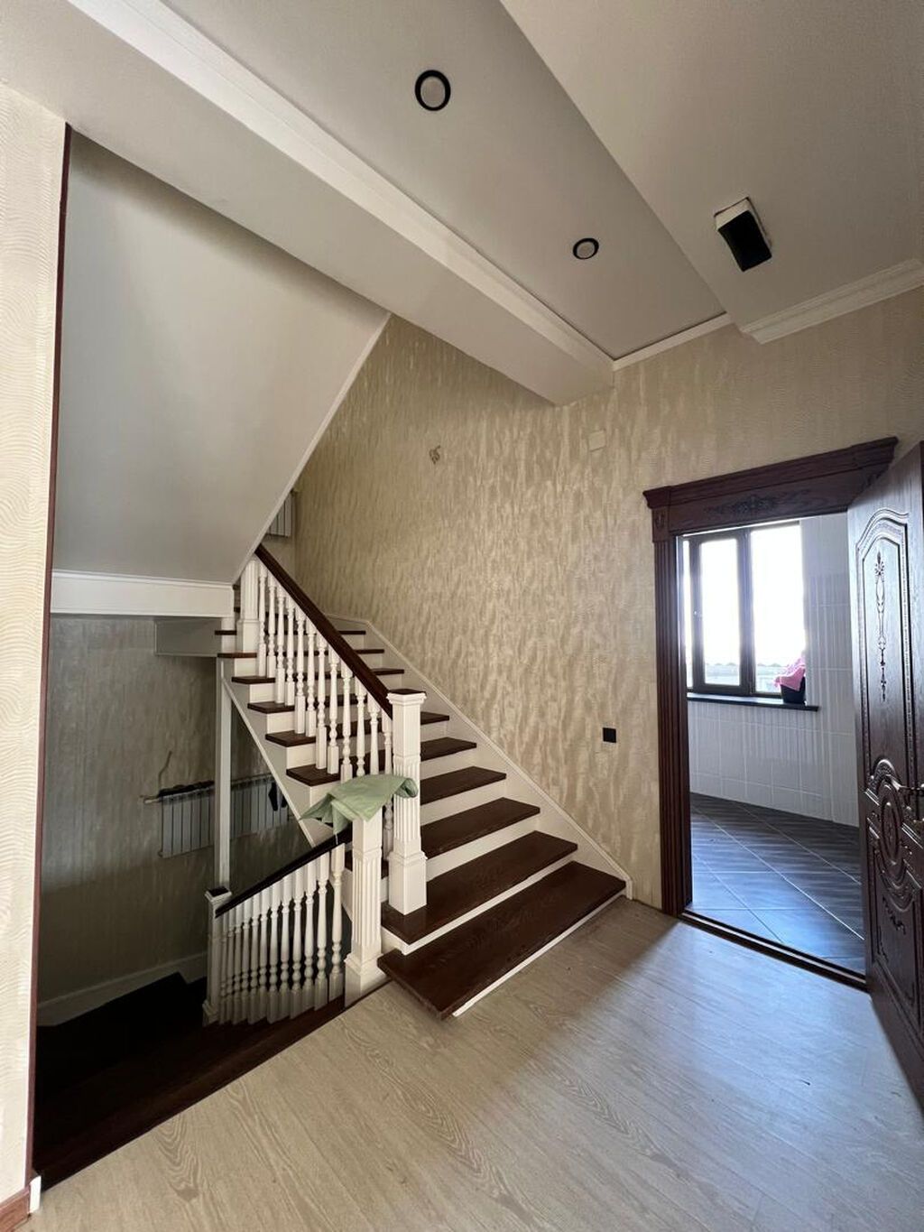500 м², 10 комнат, Бронированные двери, Евроремонт, Забор, огорожен — фото 6