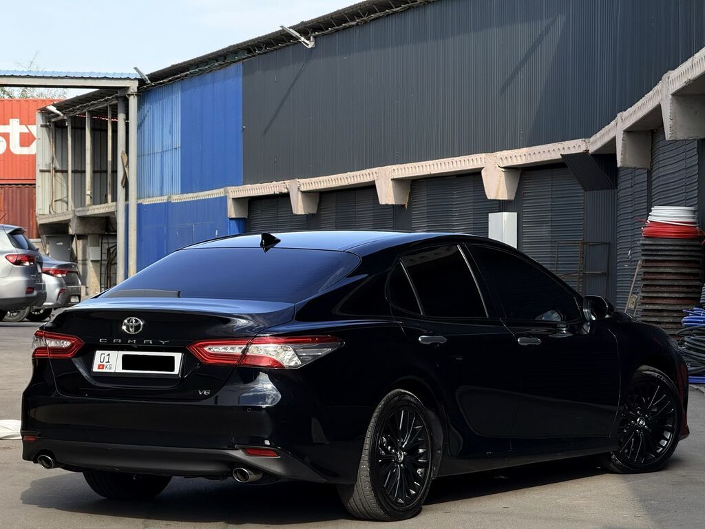 Toyota Camry: 2018 г., 3.5 л, Автомат, Бензин, Седан: фото 6