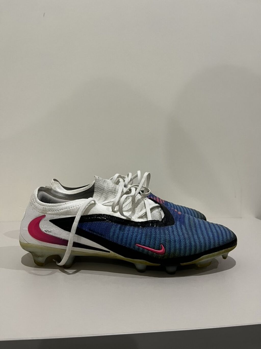 Футбольные бутсы Nike Phantom GT Торг есть Характеристики: - Верх: фото 2