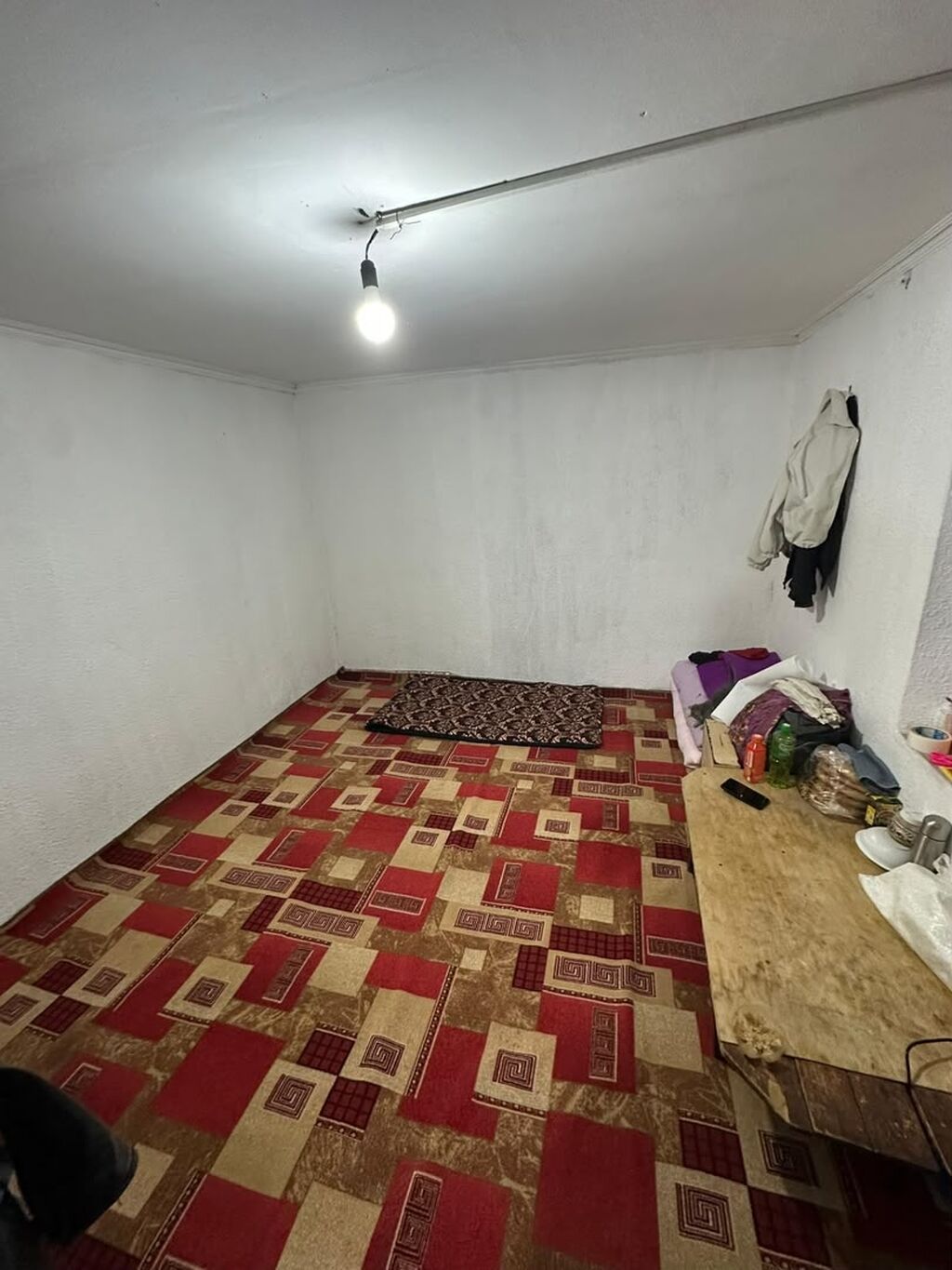3 комнаты, 53 м², Городская больница №4 (ул. Айни) 1 этаж, Старый ремонт: фото 2
