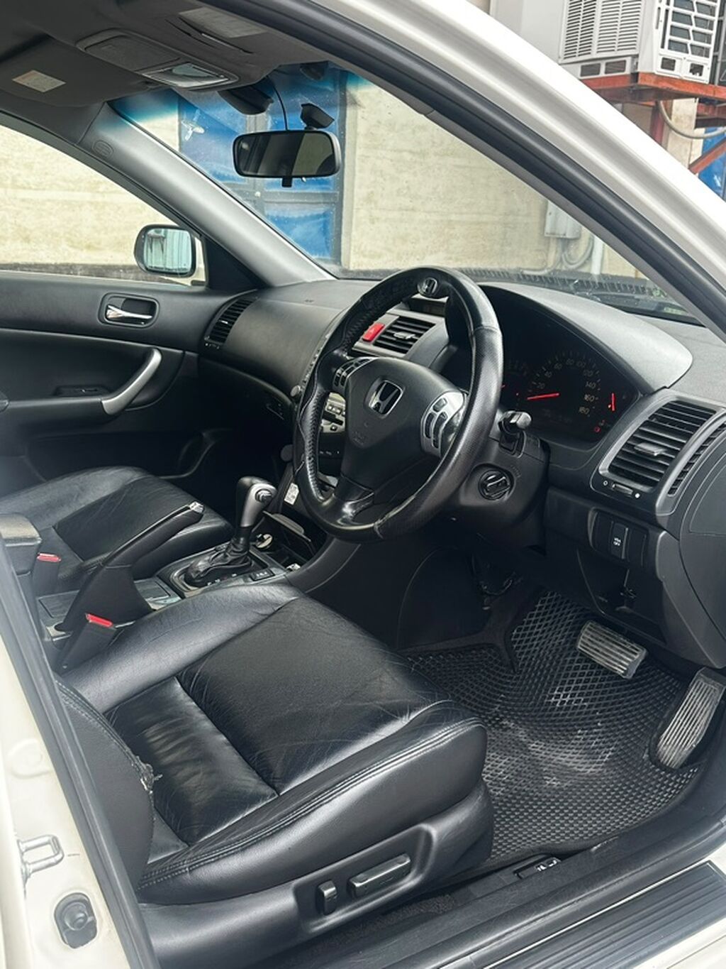 Honda Accord: 2004 г., 2.4 л, Автомат, Бензин, Седан: фото 3