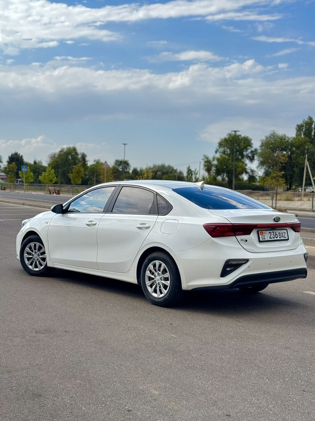 Kia K3: 2020 г., 1.6 л, Автомат, Бензин, Седан: фото 3