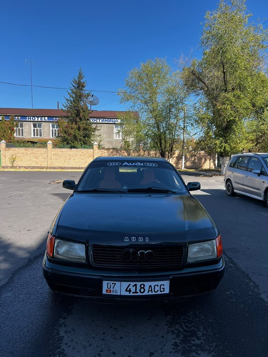 Audi 100: 1992 г., 2.3 л, Механика, Бензин, Седан: фото 2