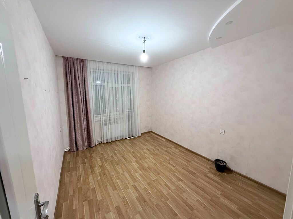 Bakı, Binəqədi qəs., 3 otaqlı, Köhnə tikili, m. Azadlıq Prospekti, 80 kv. m