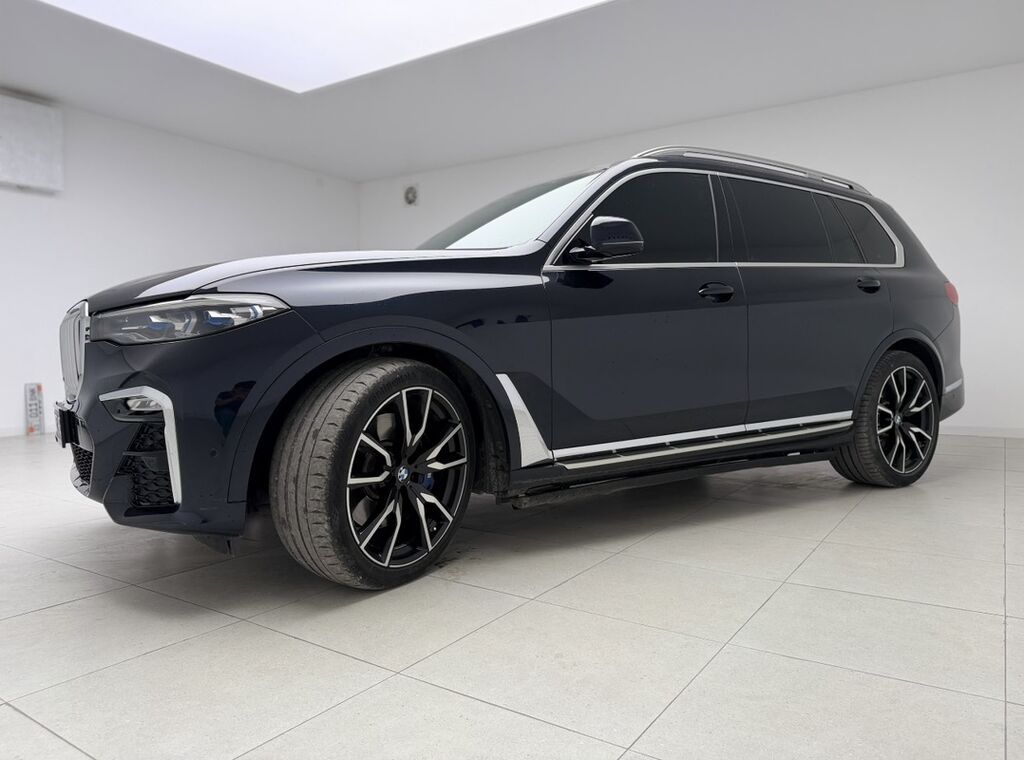 BMW X7: 2021 г., 3 л, Автомат, Дизель, Внедорожник: фото 3